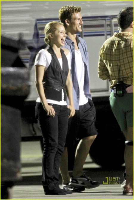 are dianna agron and alex pettyfer dating. dianna-agron-alex-pettyfer-
